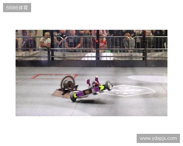 机器人格斗轰鸣2025AEW,RFT极智战甲大赛收官 机器人格斗轰鸣2025AEW,RFT极智战甲大赛收官